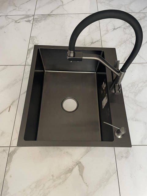 mi＆ko様 Кухонная мойка с краном (с подключением к фильтру) и