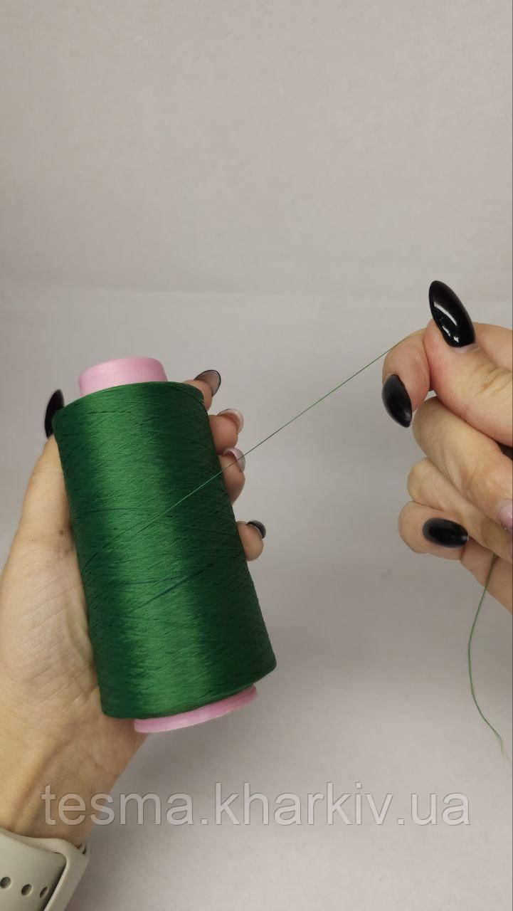 Нитки для оверлока колір "зелений 10281" 5000 м 16.7 tex