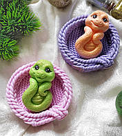 Мило ручної роботи "Змія в шарфі"