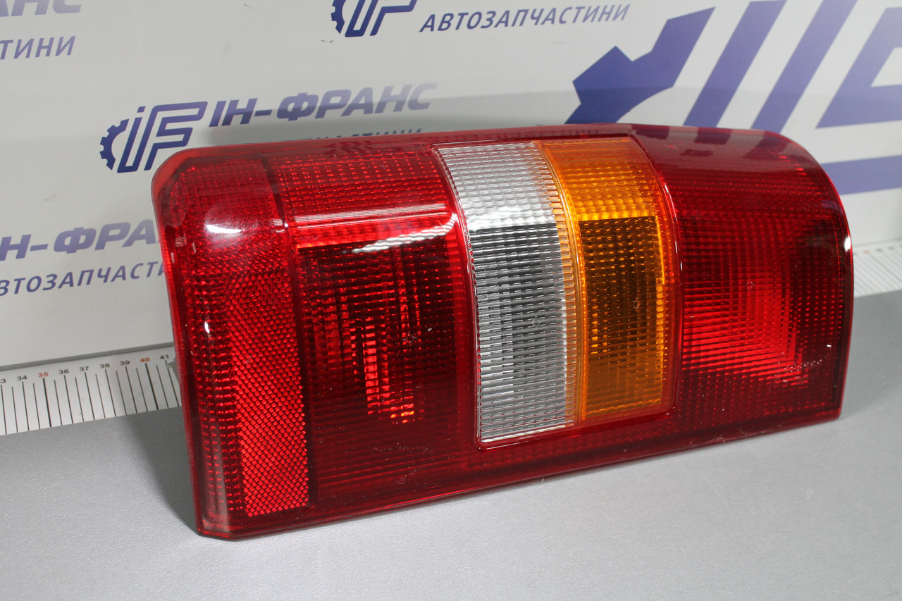 Ліхтар задній лівий Citroen Jumpy, Fiat Scudo, Peugeot Expert 1995-2006рр