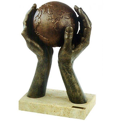 Статуетка ANGLADA Світ у твоїх руках, бронза