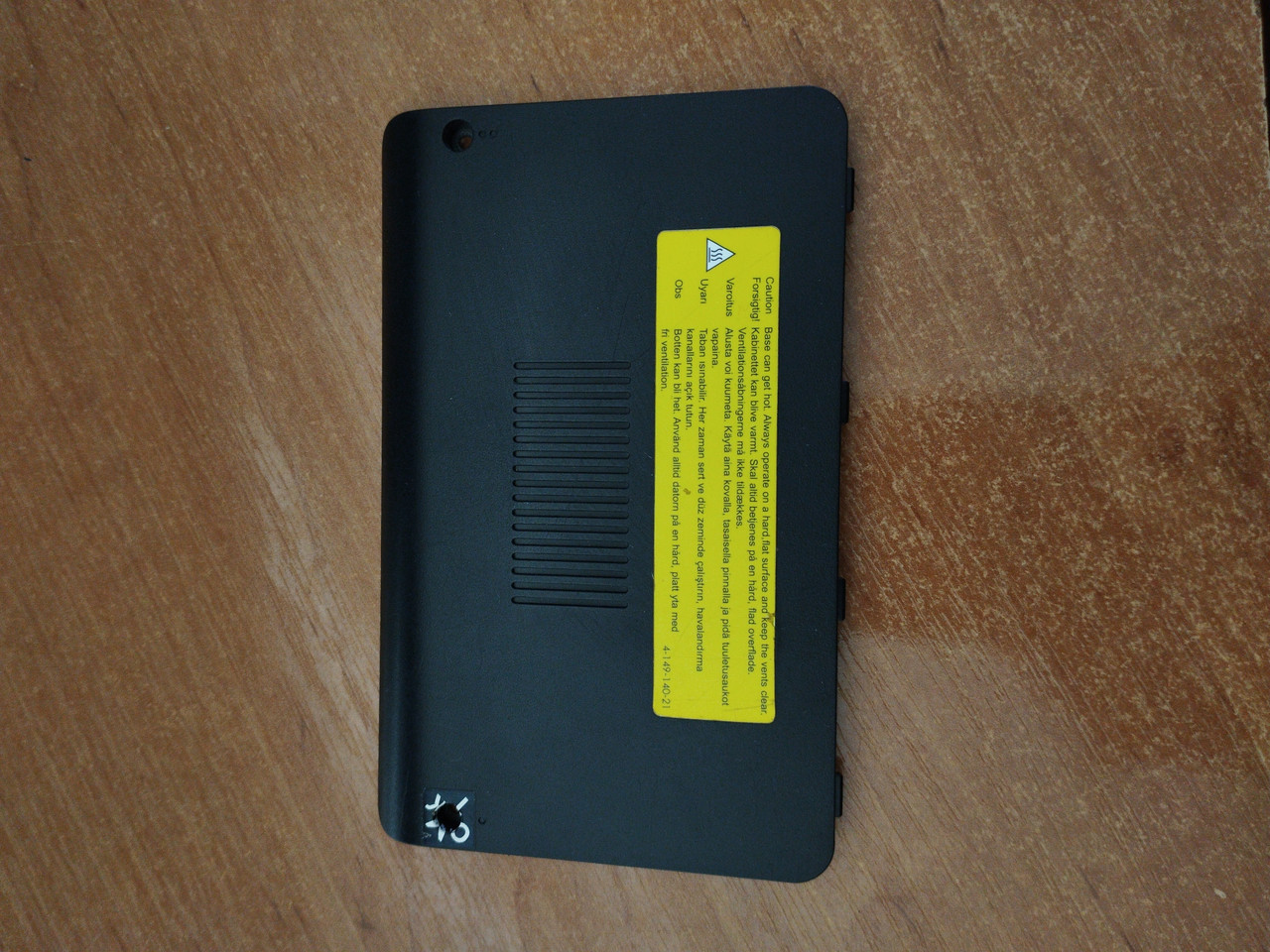 Sony VAIO VPC-F1 VPCF1 VPCF11 VPCF12 VPCF13 PCG-81212M Корпус E (Сервісний люк до HDD) б/в