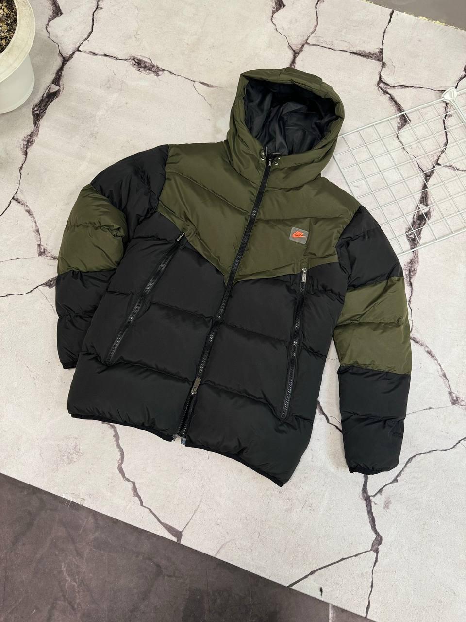 Куртка чоловіча зимова чорна чорна хакі Nike Storm Fit