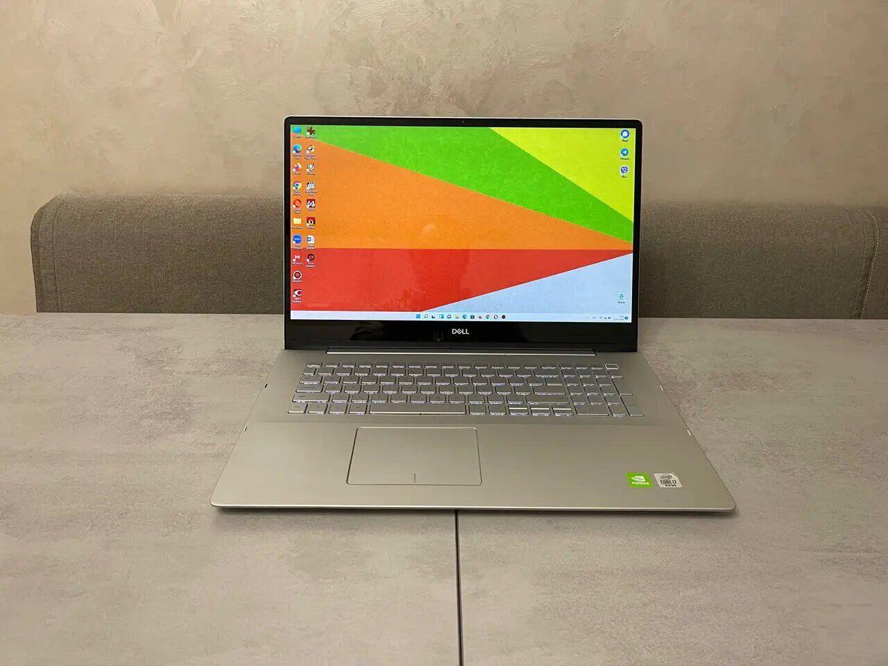 Б/в Ноутбук Dell Inspiron 7791 2n1 17.3" 1920x1080 Touch| i7-10510U| 16GB RAM| 512GB SSD+1000GB HDD| MX250 2GB