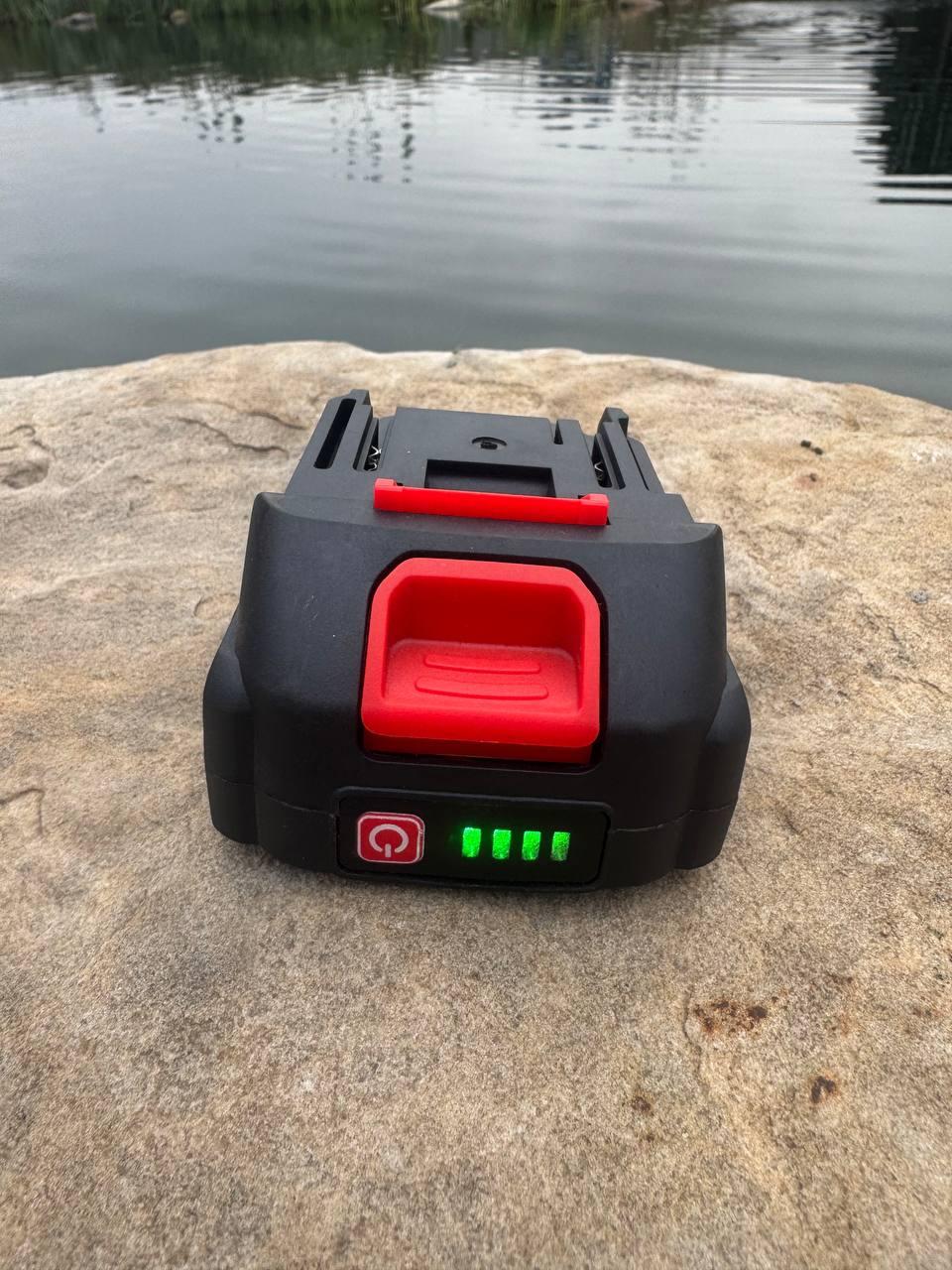 Акумулятор Makita на 5 батарейок 18650 ємністю 2500mAh