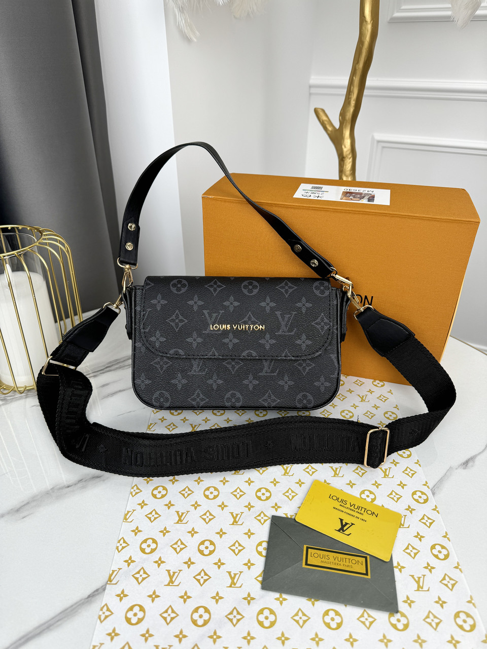 Сумка Louis Vuitton крос-боді чорна класична через плече Луї Вітон, фото 1