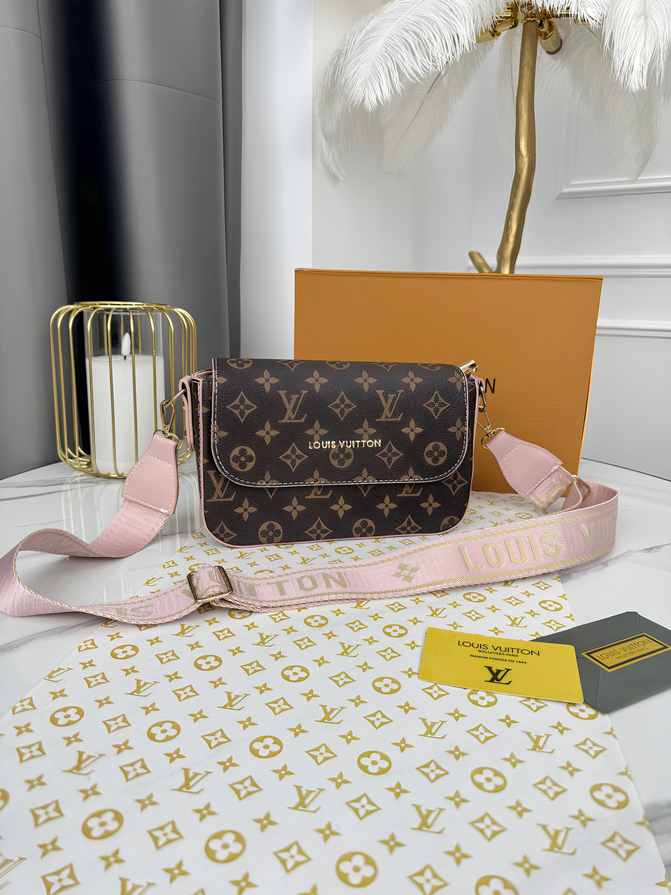 Сумка Louis Vuitton крос-боді коричневий із рожевим ременем через плече Луї Вітон, фото 1