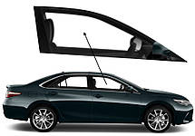 Бічне скло Toyota Camry XV50 2011-2017 передніх дверей праве