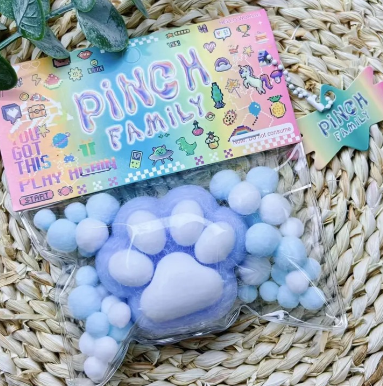 Іграшка-антистрес «Котяча махрова лапка» сквіші з кульками, синя, фото 1