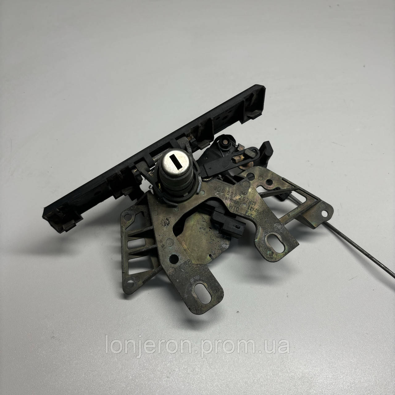 3b0827297h Замок задней ляды крышки багажника VW passat B5 личинка ...