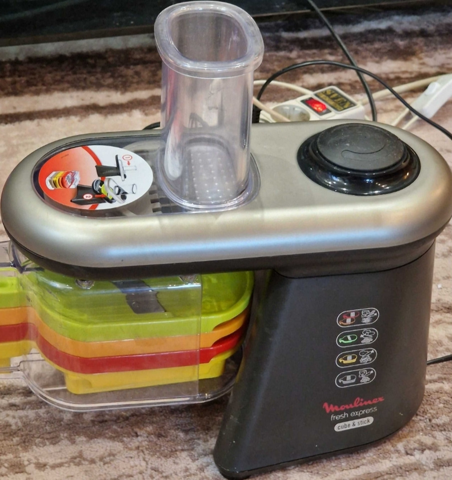 Мультирезка Moulinex Fresh express CUBE & STICK.