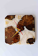 Годинник на подарунок з дерева та епоксидної смоли  ручної роботи Білий Оберіг 30x30