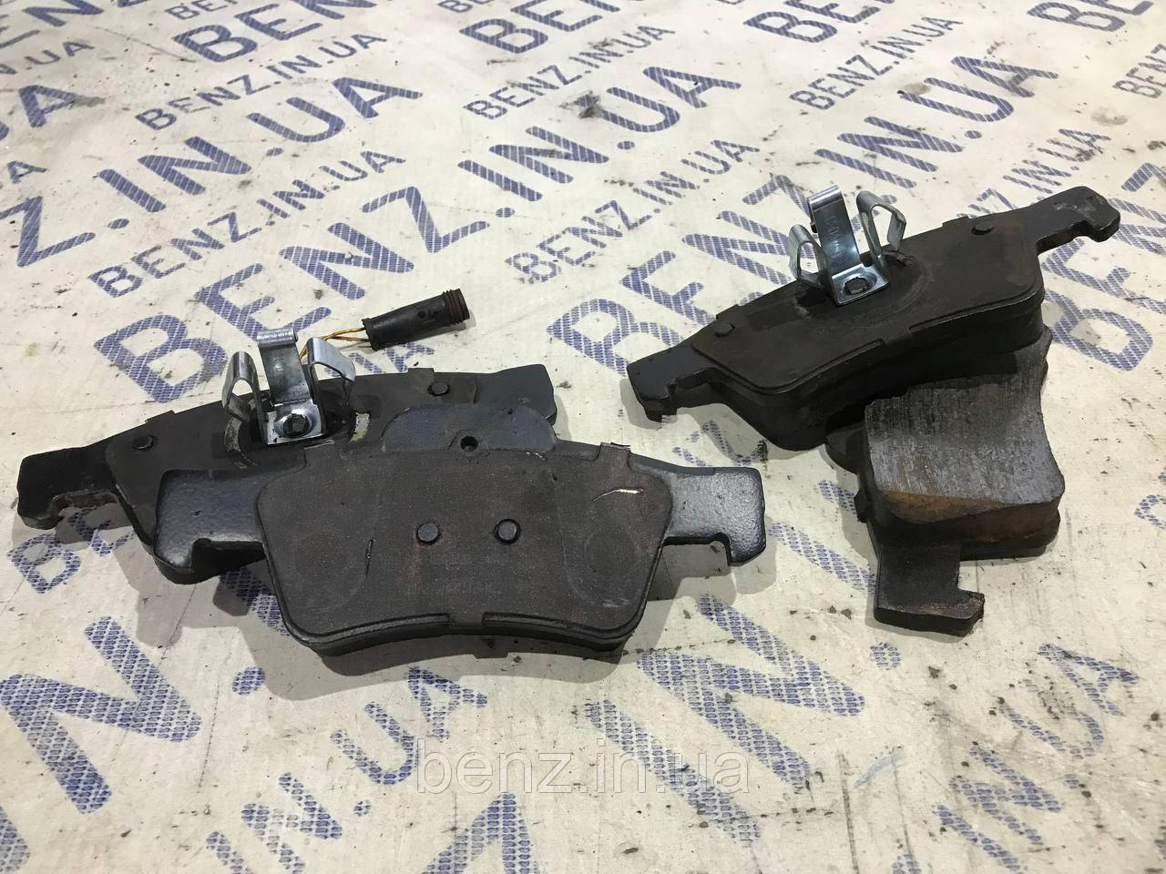 Колодки гальмові задні Mercedes W164, W251, W463 A0044205220, фото 1