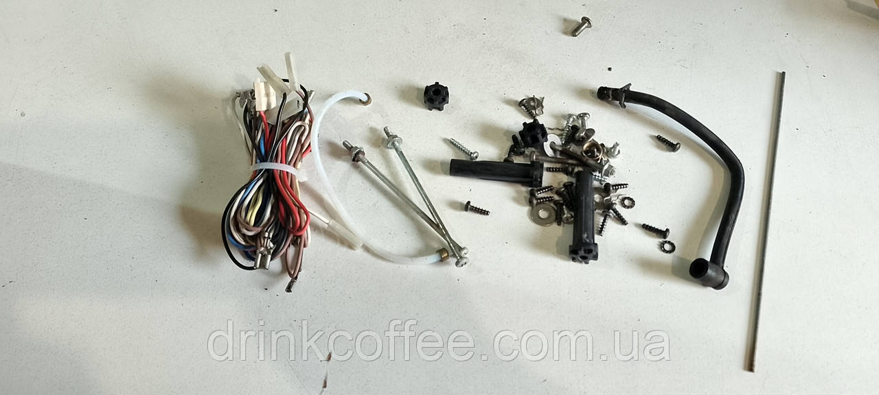 Дрібні деталі + дроти з роз'ємами для Кавомашини DeLonghi ESAM 2500.B_3 б/у