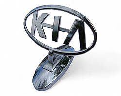 Емблема-приціл на капот KIA хром на скотчі (сплав)