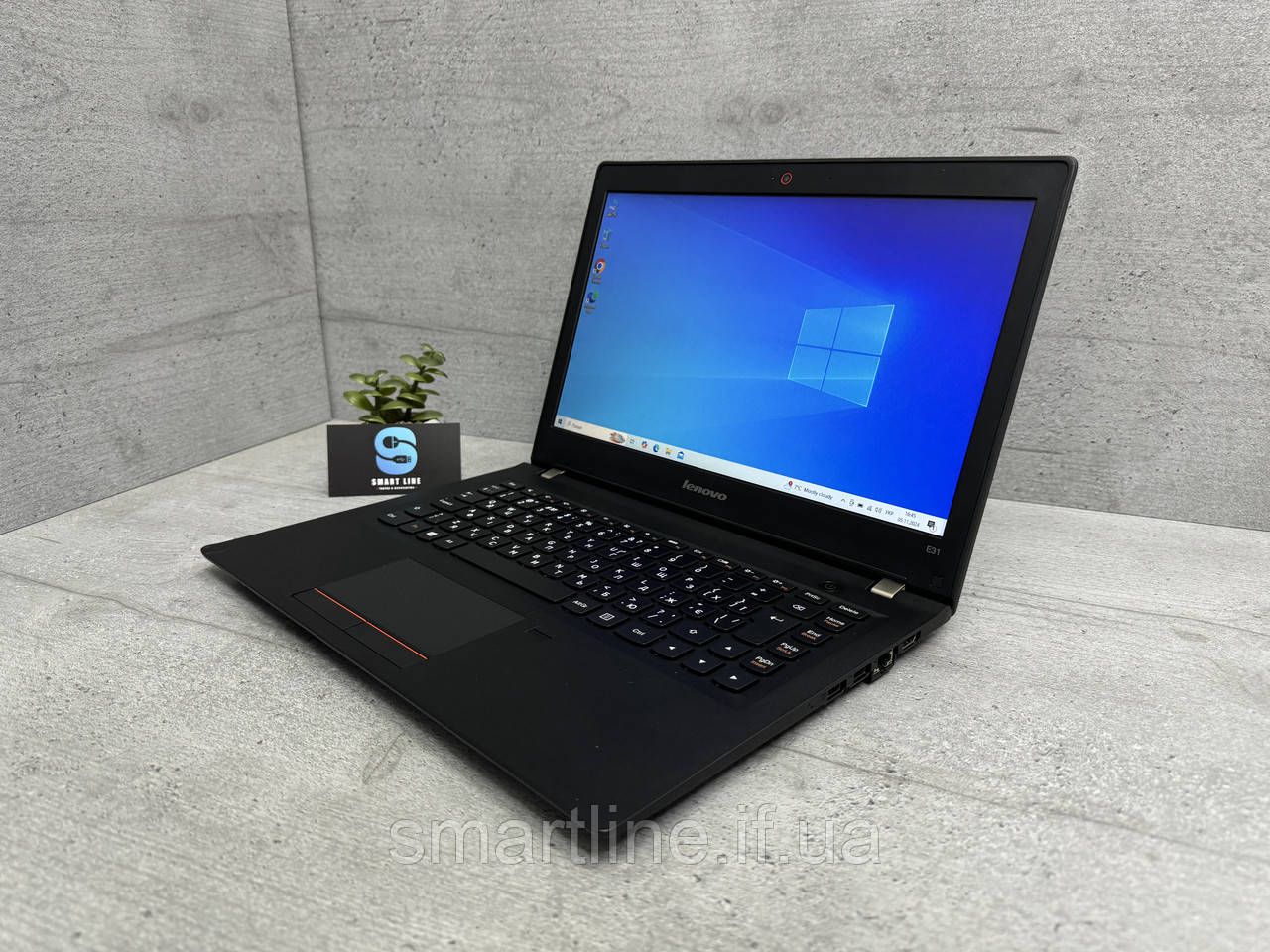 I3-5005U Ноутбук для навчання Lenovo Леново E31-70 13.3” 4gb 120gb ssd