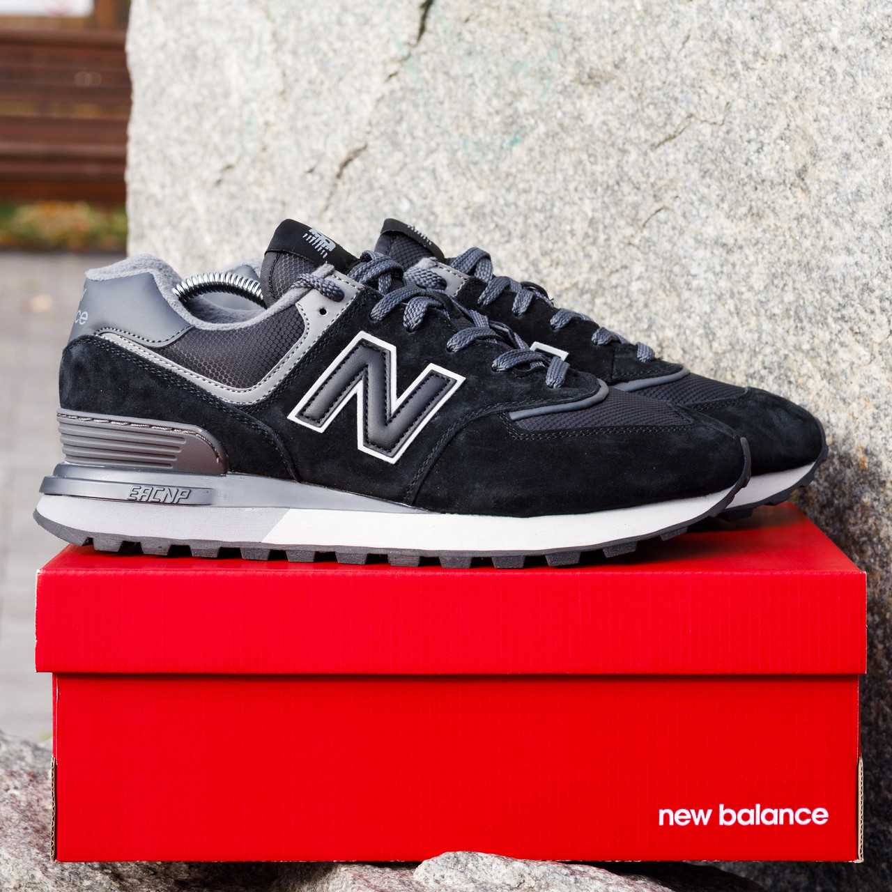 РОЗПРОДАЖ! ! ТЕРМО Зимові кросівки New Balance 574 Legacy чорні