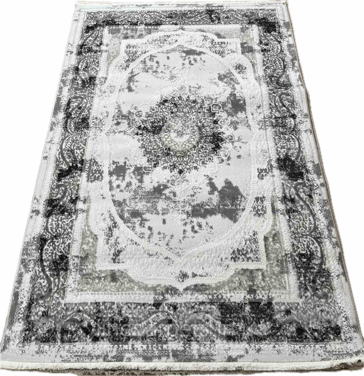 Классичний стильний килим GRANADA C570B GREY-L.GREY