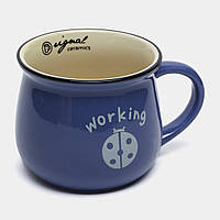 Чашка керамическая с рисунком ободком 350 мл с надписью Working синяя