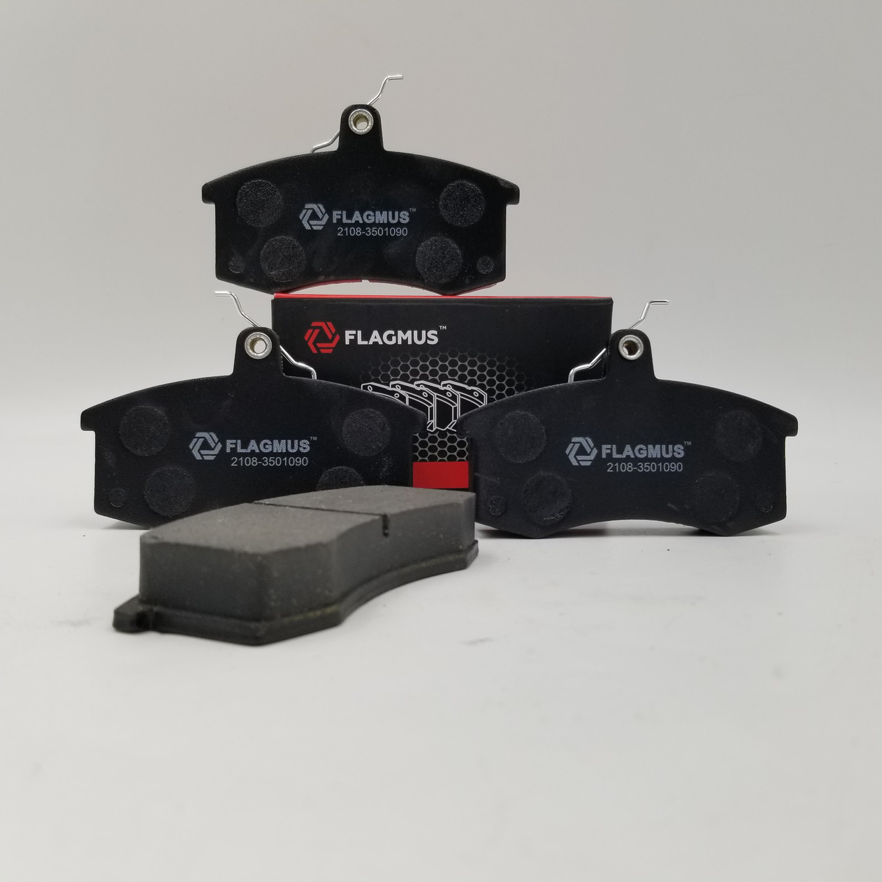 Колодки гальмівні передні ВАЗ 2108-99 FLAGMUS Чехія 2108-3501090, фото 1