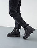 Зимові жіночі шкіряні черевики утеплені на овчині чорні на шнурівці та блискавці, фото 5