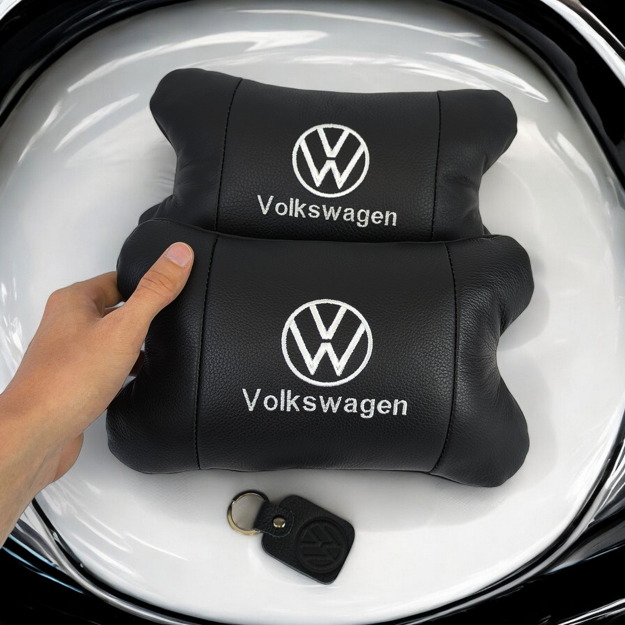 Набір подушок 2шт в авто Volkswagen з натуральної шкіри, на підголовник у машину, Автомобільна WP-605 подушка