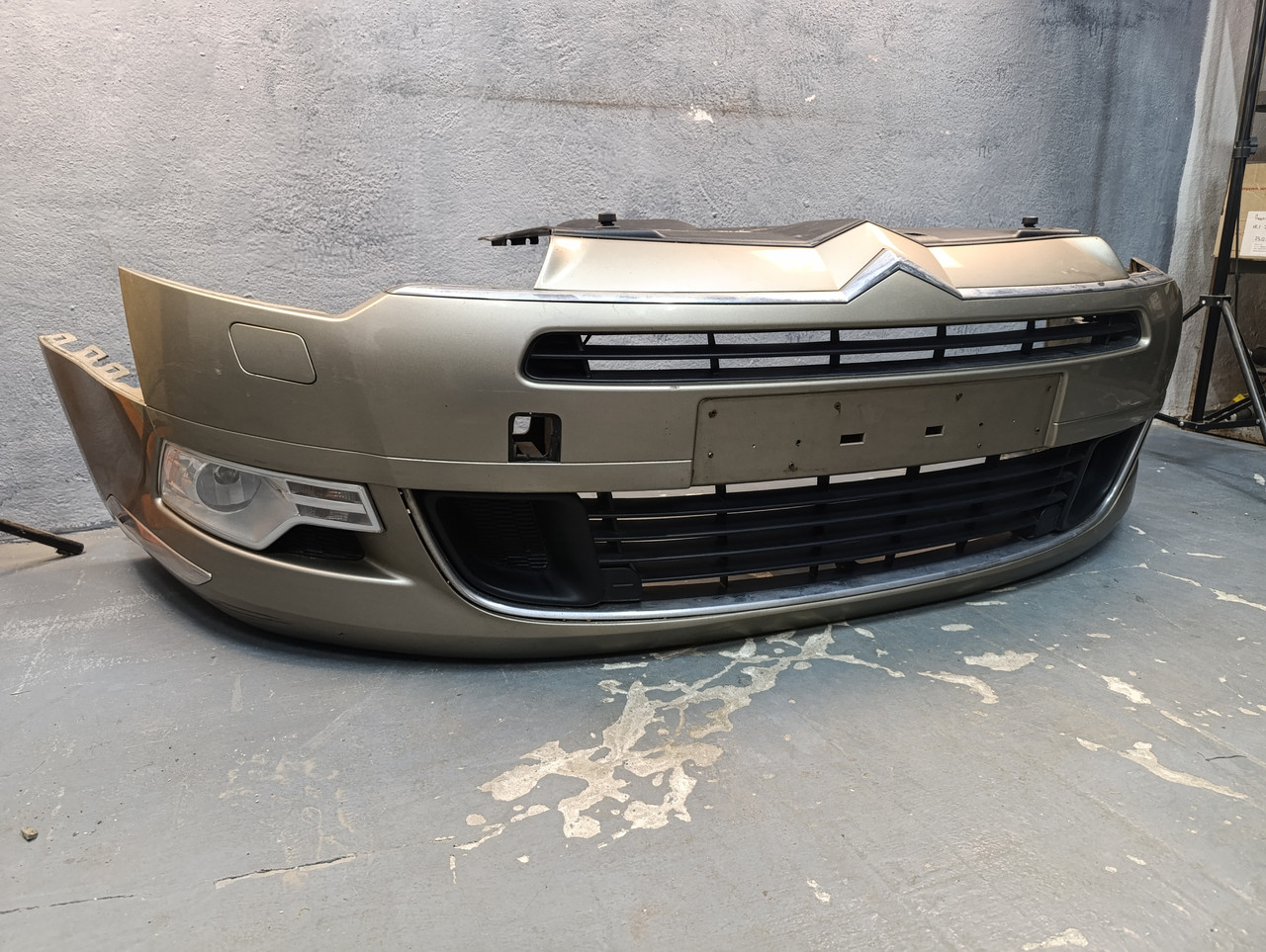 Citroen C5 X7 Рестайлінг Бампер передній комплектний