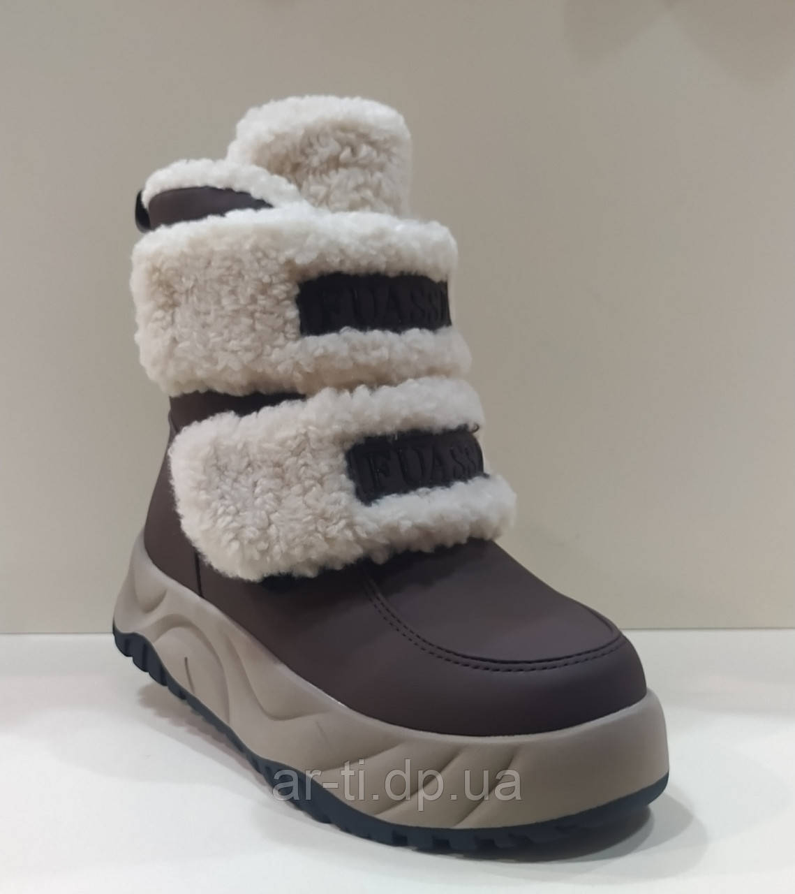Зимові черевики на дівчинку 32-37 розміру
