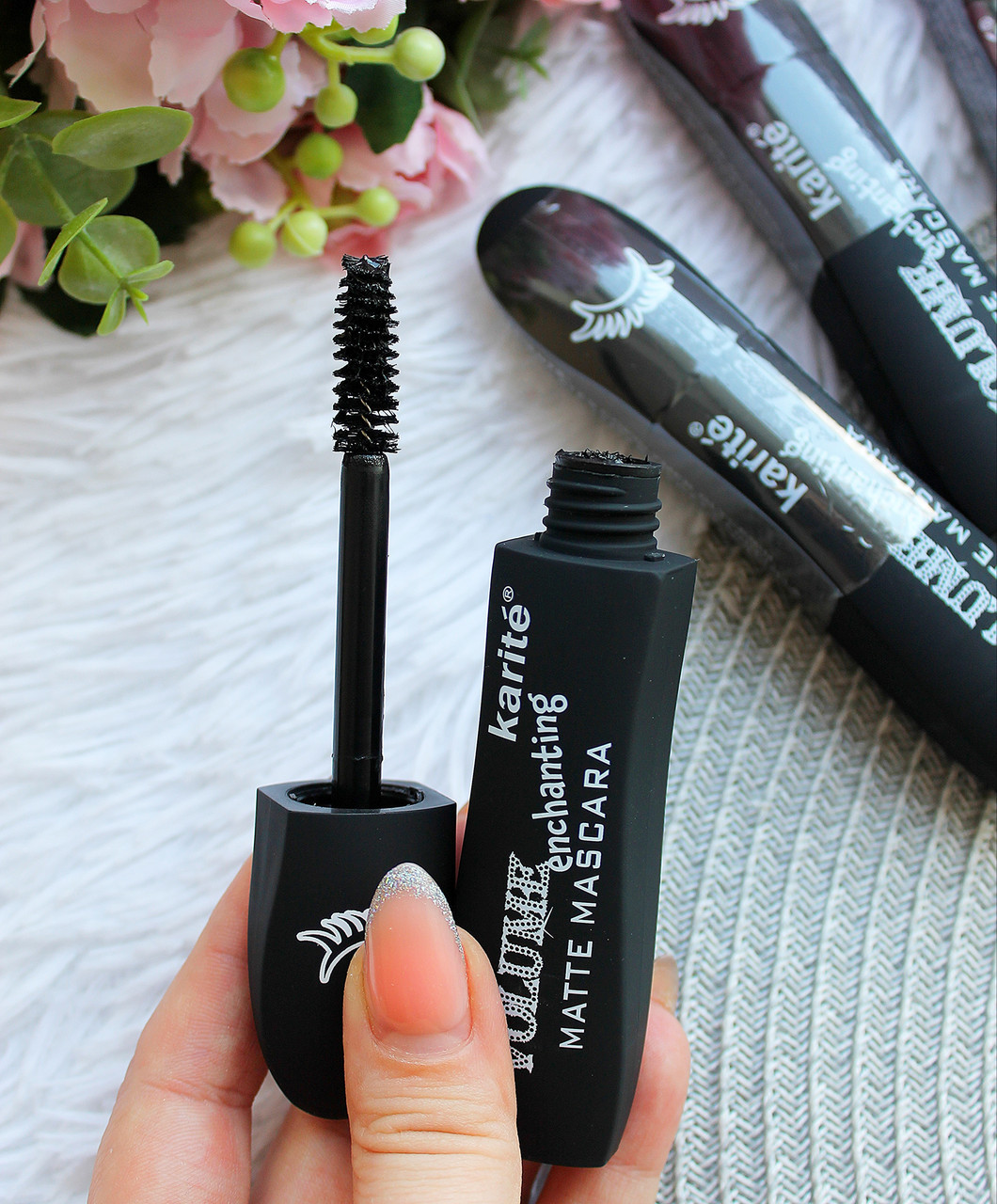 Чорна матова туш для вій Karite Matte Mascara 16g