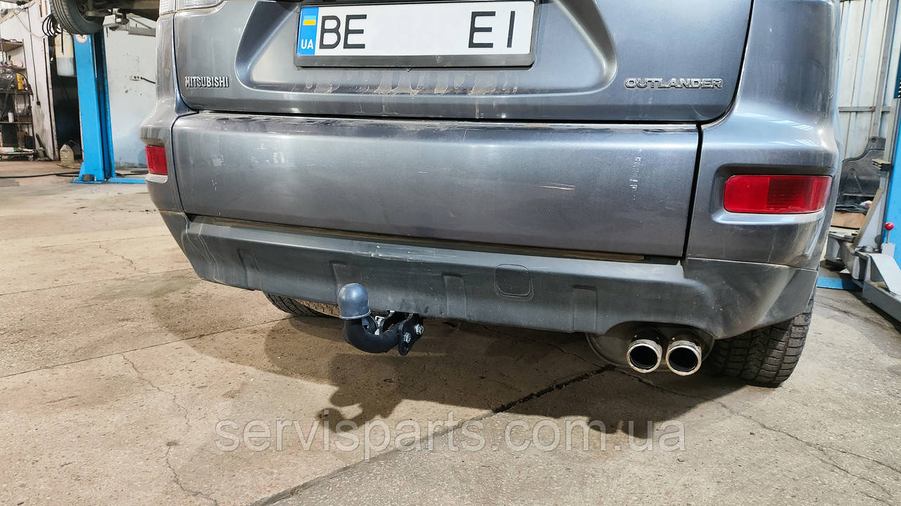 Фаркоп Mitsubishi Outlander XL 2007-2012 (Мітсубісі Аутлендер XL) без зняття бампера