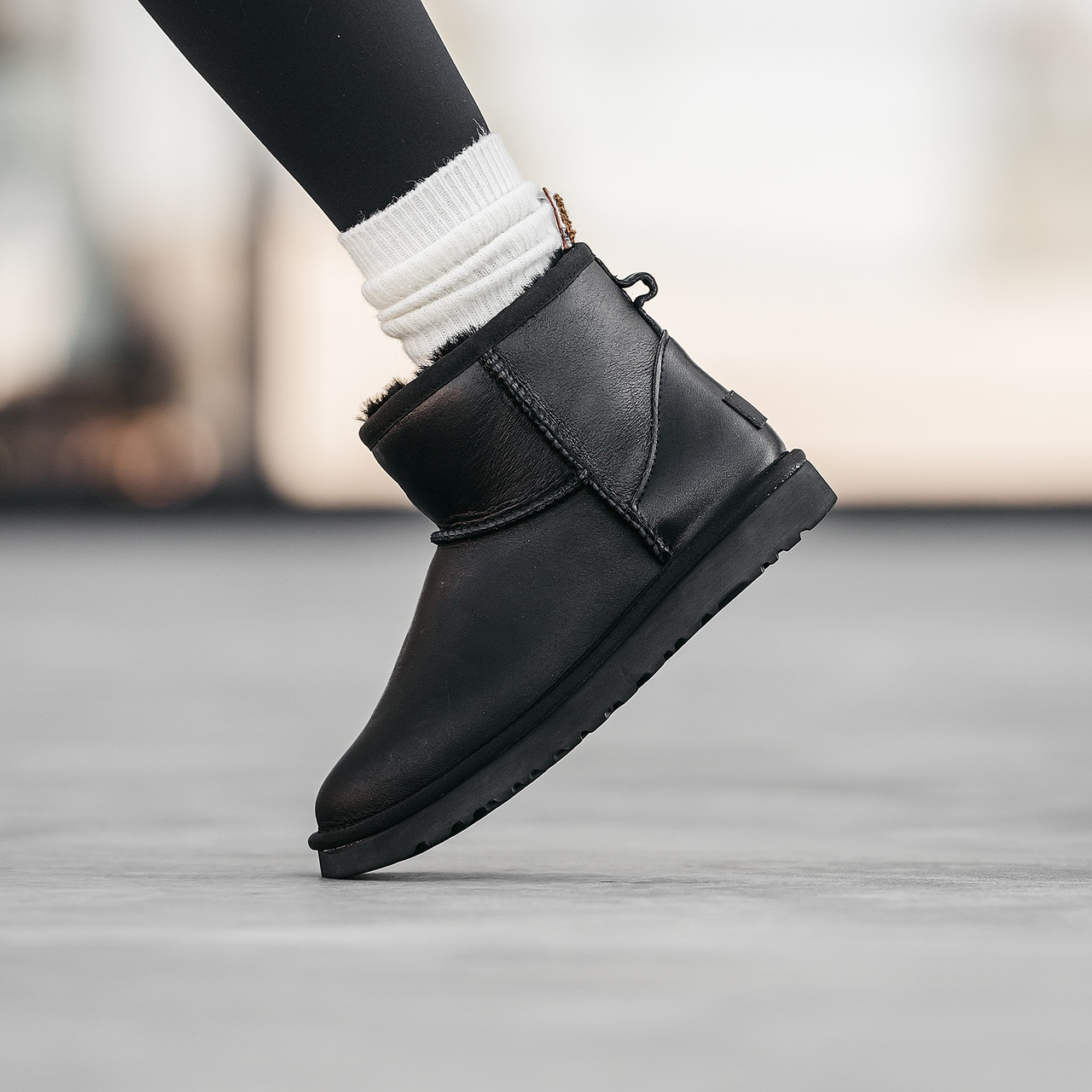 Зимові Черевики UGG Classic Mini Black / УГГ Класік Міні Чорні