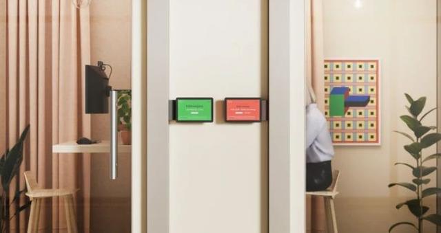 Пример установки системы для бронирования комнат переговоров и конференц-залов