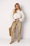 Жіночий в'язаний джемпер вільного крою бежевий, фото 3