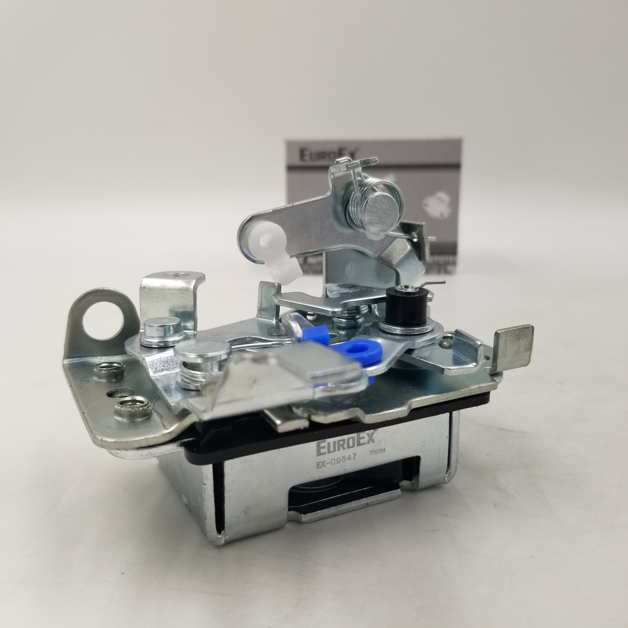 Замок передній двері правий Део Нексія EuroEx Угорщина