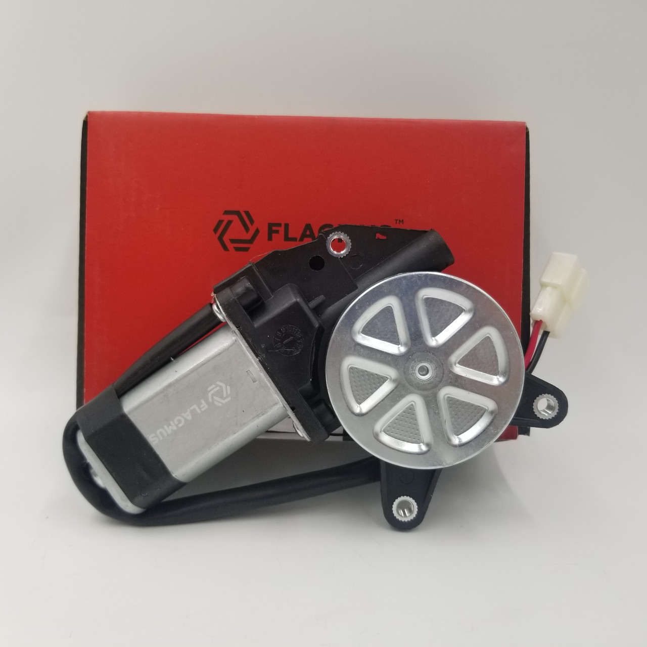 Мотор склопідіймача Ланос, Сенс правий (шестерня) FLAGMUS Чехія 96430356