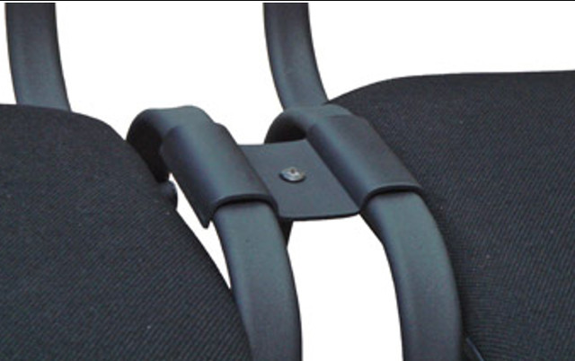 Скоба з'єднувальна з кріпленням для стільця Ізо чорний, ТМ Амф