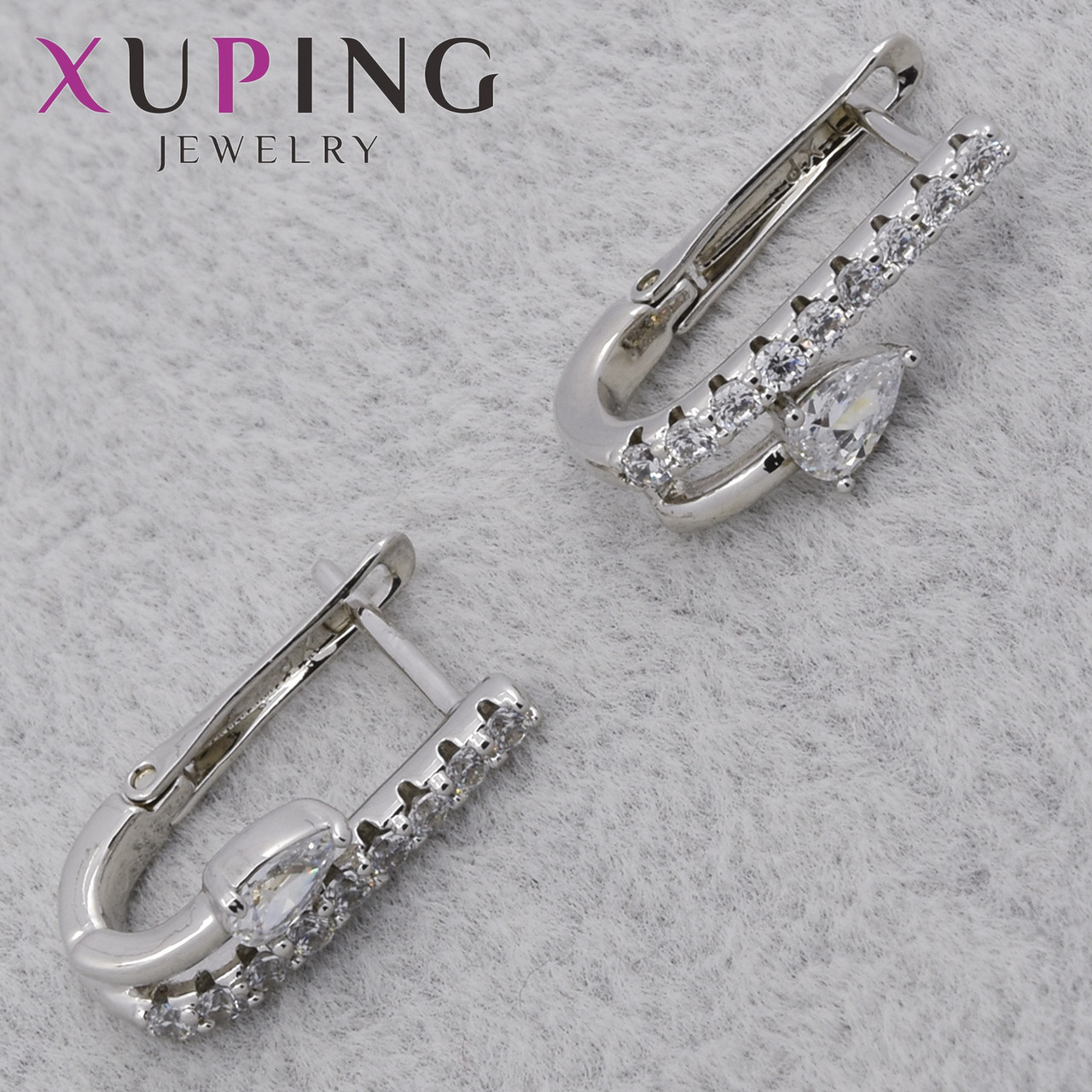Серёжки женские серебристые фирма Xuping Jewelry родий английская застёжка с белыми стразами размер 17х6 мм