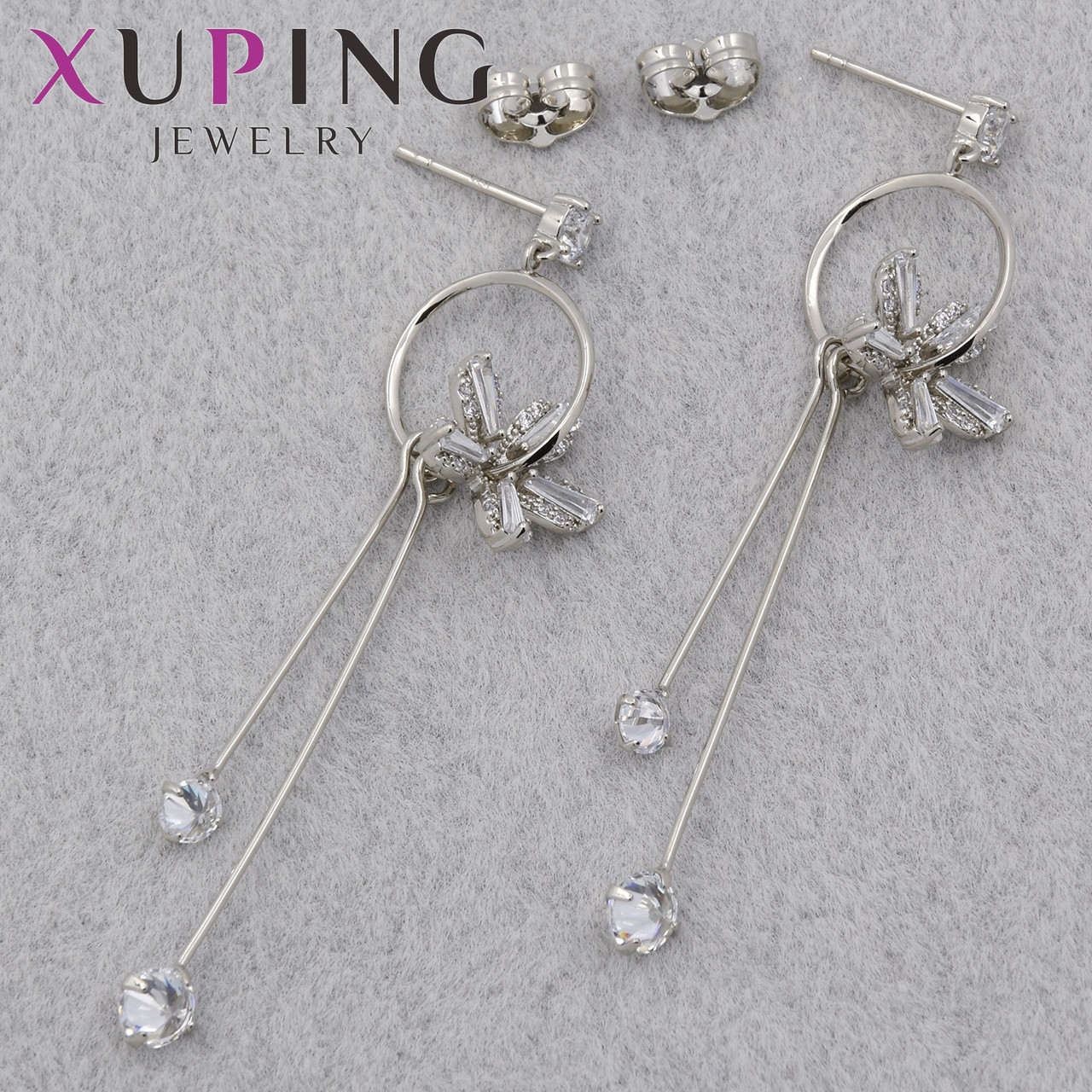 Серёжки гвоздик застежка серебристого цвета Xuping Jewelry покрыты родием висюльки с цветочками длина 60 мм