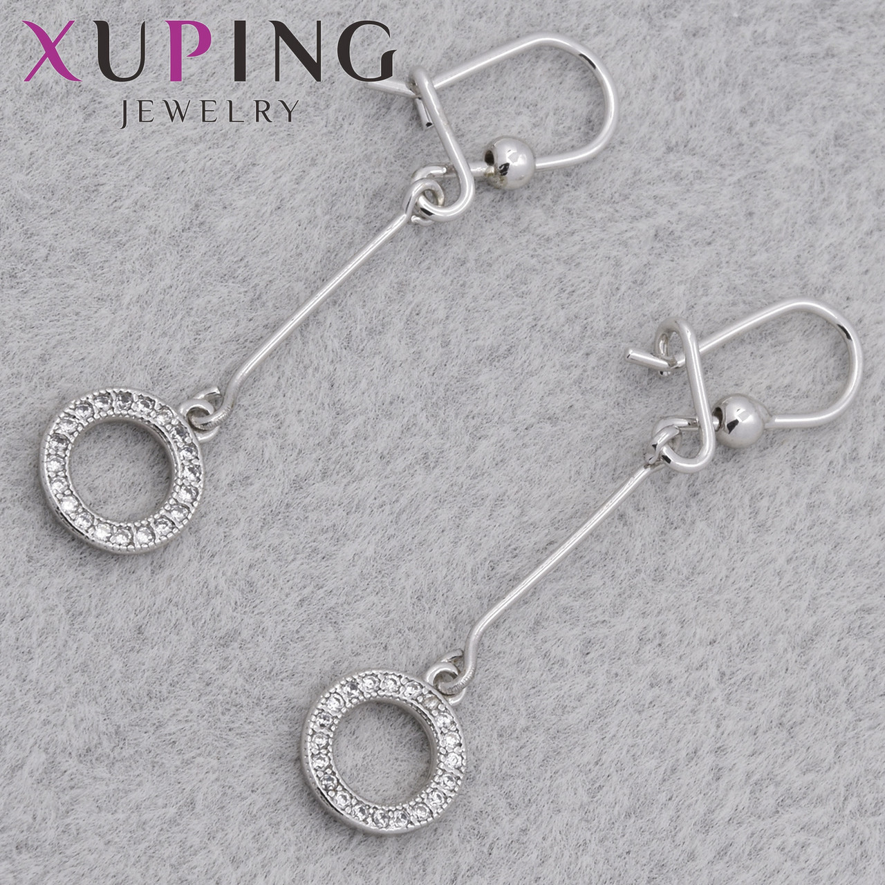 Сережки жіночі сріблясті фірма Xuping Jewelry рідин застібка петля з білими стразами довжина 42 мм
