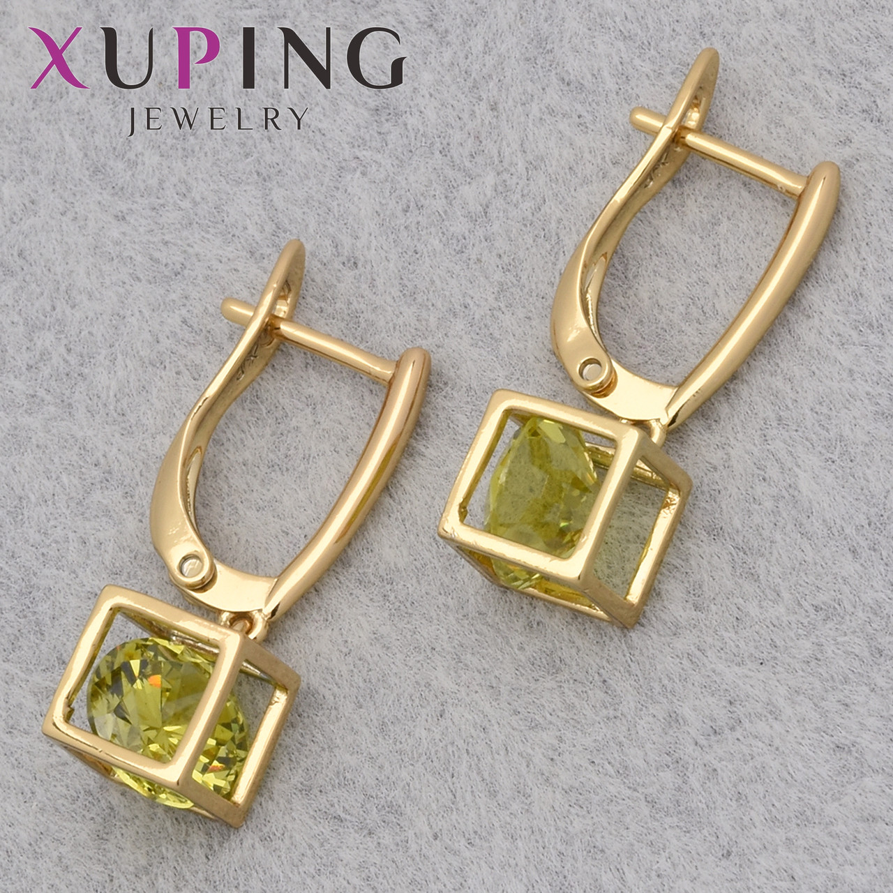 Серьги женские позолота 18K Xuping Jewelry английская застёжка кубики с жёлтыми кристаллами размер 20х7 мм