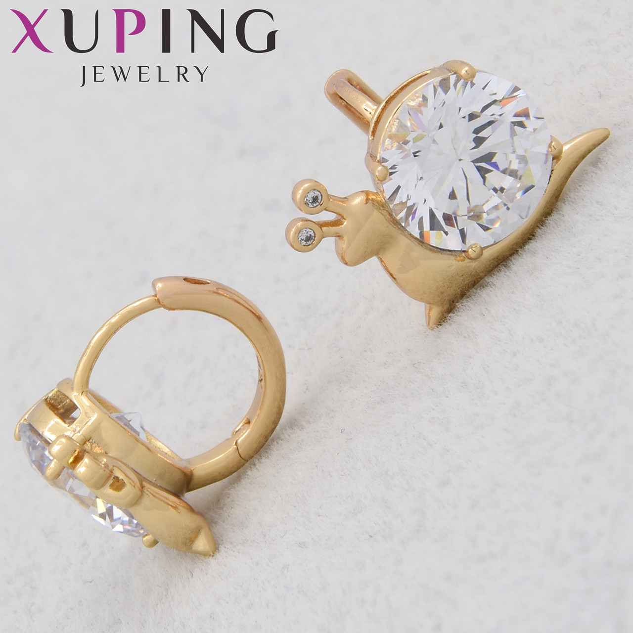 Серёжки Xuping Jewelry медицинское золото 18К кольцо конго улитка с белыми кристаллами диаметр кольца 15 мм