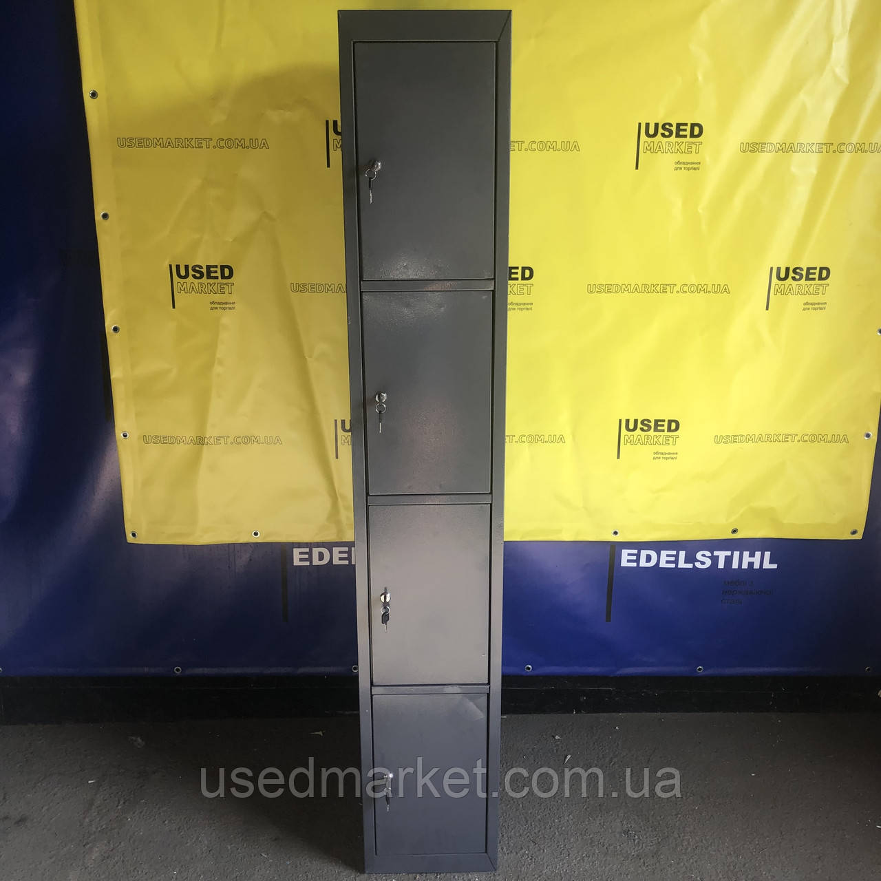Локер чорном на 4 ячейки, 1800х300х500, камера зберігання б/в для магазина