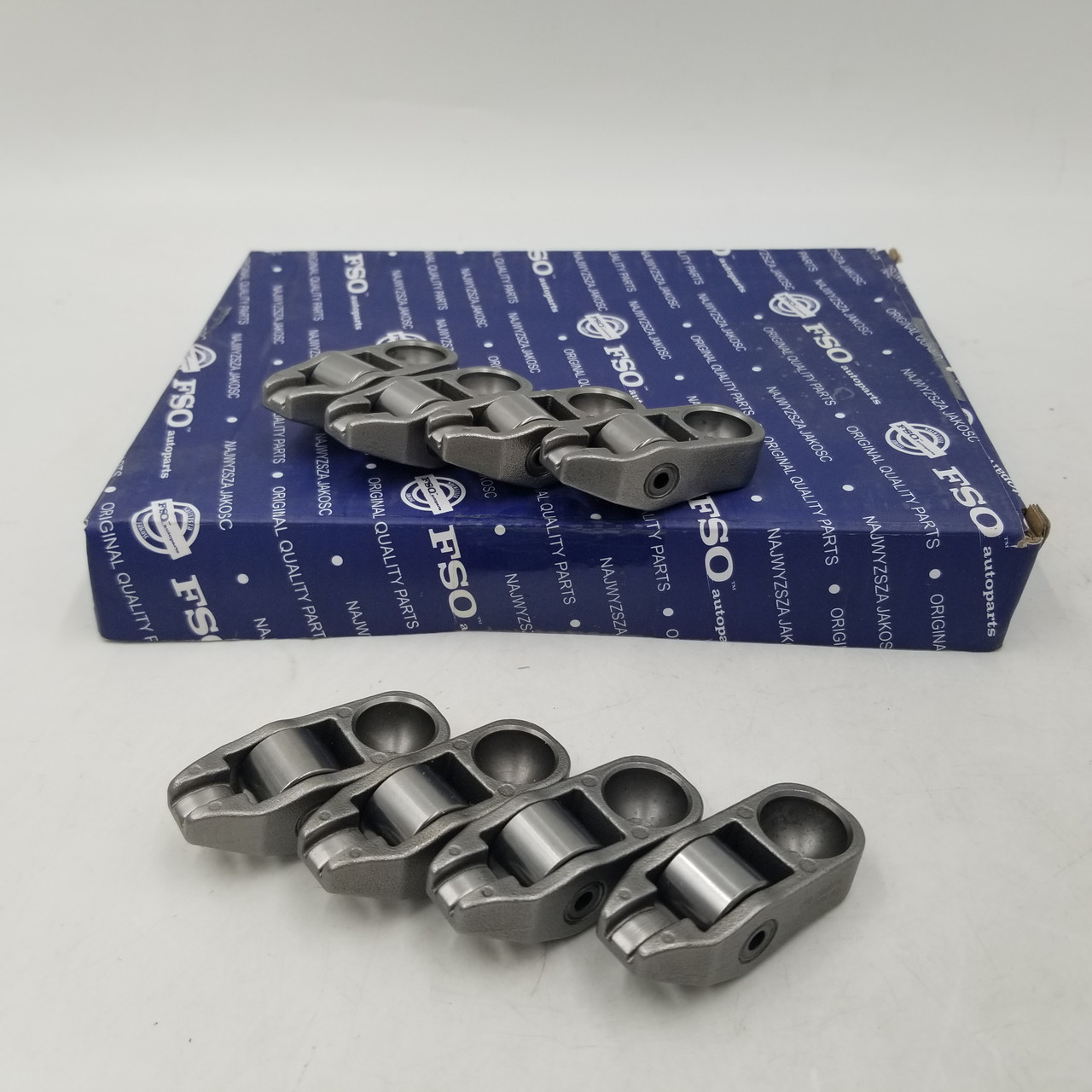 Рокер клапана (коромисло) Авео 1,5 (1к-т-8 шт.) FSO Польща 96335952
