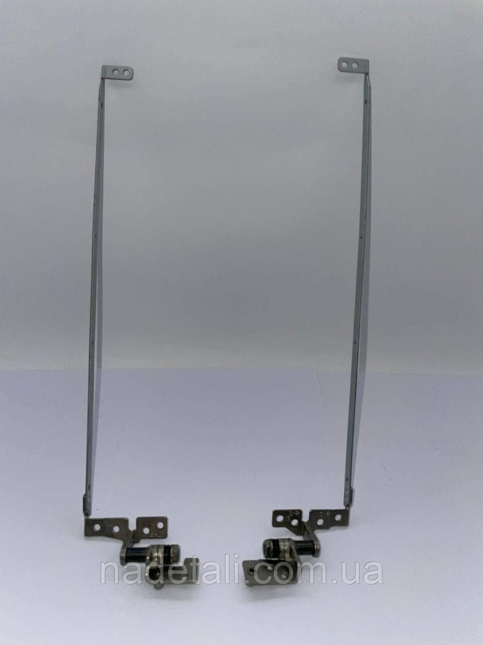 Петли Lenovo B550 AM07W000200-R AM07W000100-L