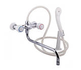 Змішувач для ванни ПВХ шланг кран-букса пластмасові маховики в комплекті з душовою лійкою Двозахватний Настінний