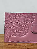 Шкіряний гаманець з тисненим орнаментом ручної роботи, фото 2
