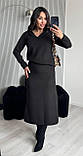 Чорний жіночий утеплений костюм зі щільної трикотажної ангори: спідниця та кофта, фото 4