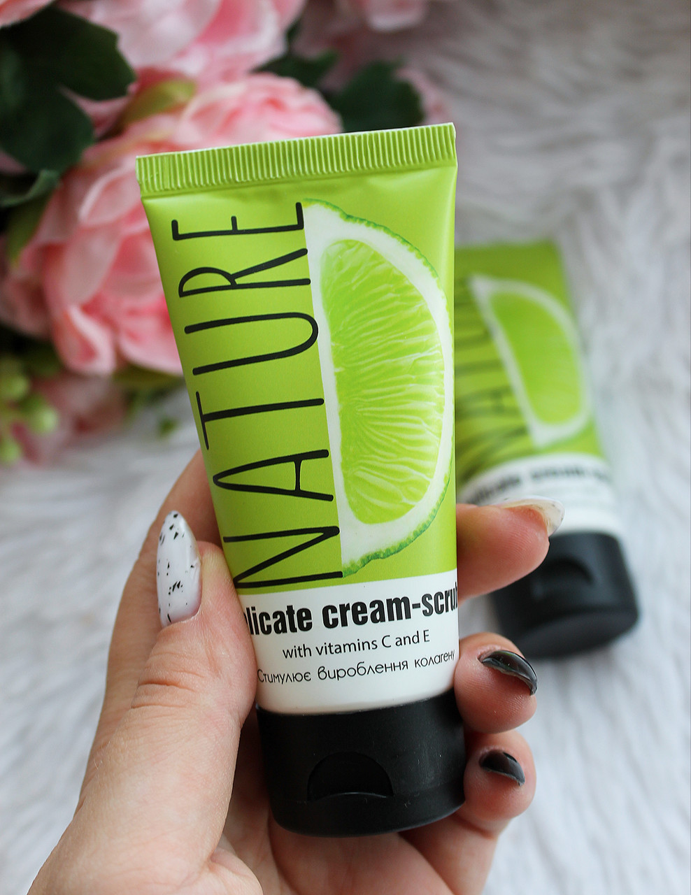 Делікатний крем-скраб для обличчя Bioton Cosmetics Nature Delicate Cream-Scrub з вітамінами С та Е, 50 мл