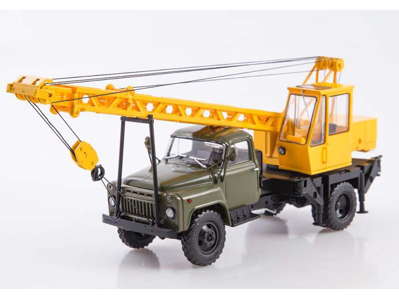 Модель Автокран КС-1562Б (ГАЗ-53) хакі/жовтий | Автоісторія