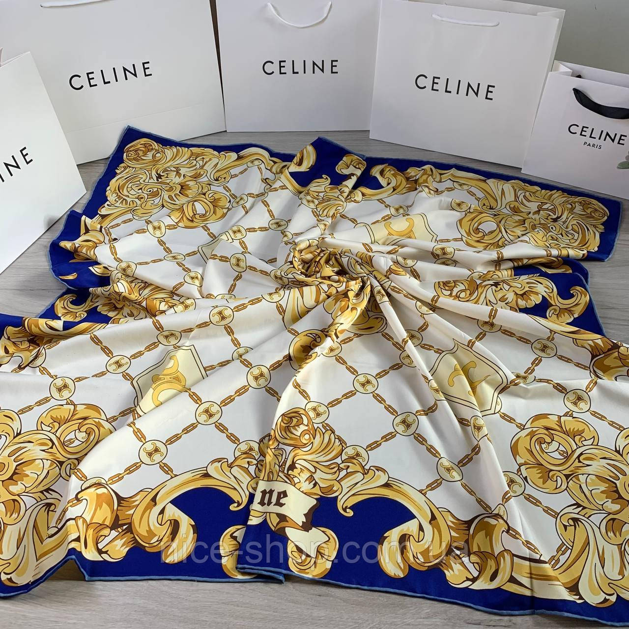 Хустка Celine шовкова з ручною підшивкою